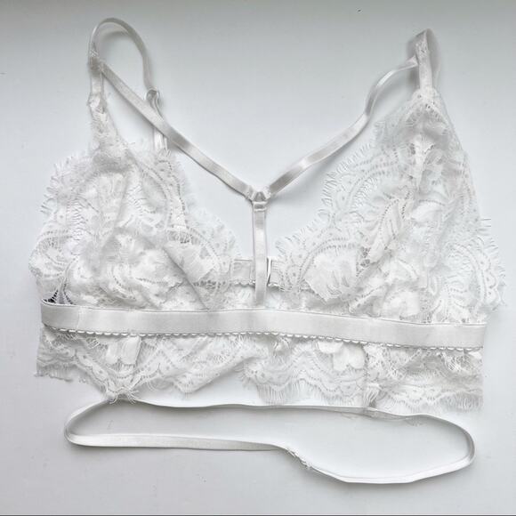 Saint Genies White Lace Cutout Bra - Picture 2 of 5
